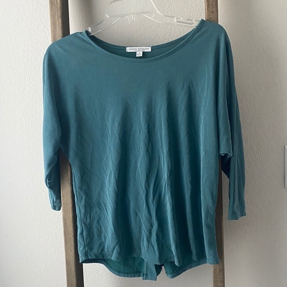 Green Envelope Tops - Quarter sleeved blouse - buttons at back